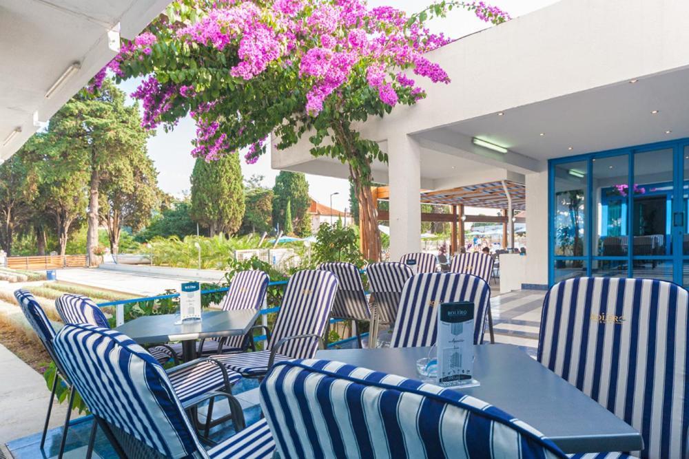 Hotel Bolero Биоград-на-Мору Экстерьер фото