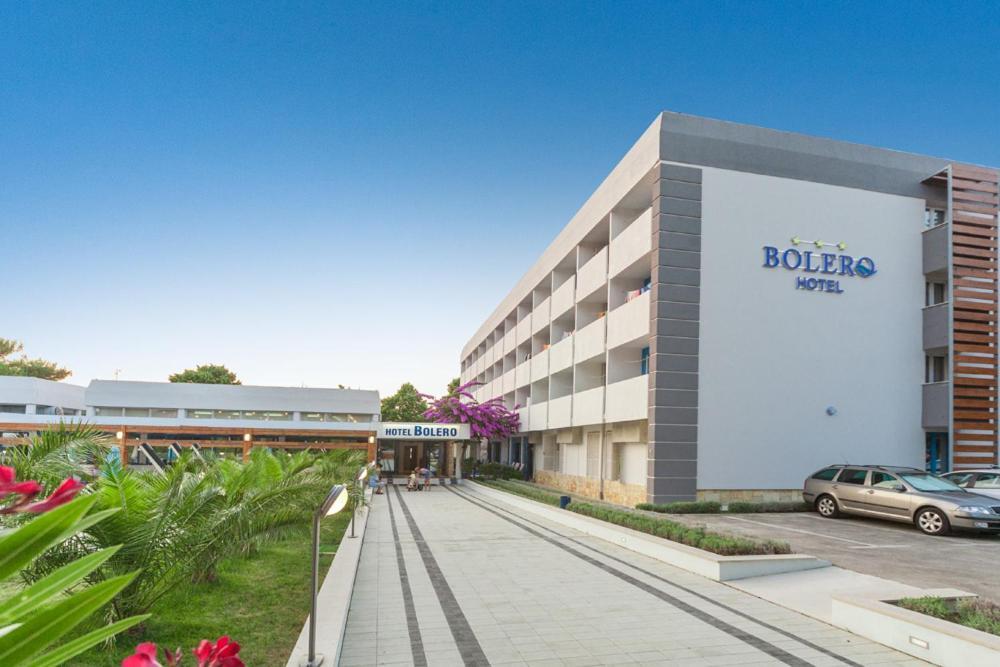 Hotel Bolero Биоград-на-Мору Экстерьер фото